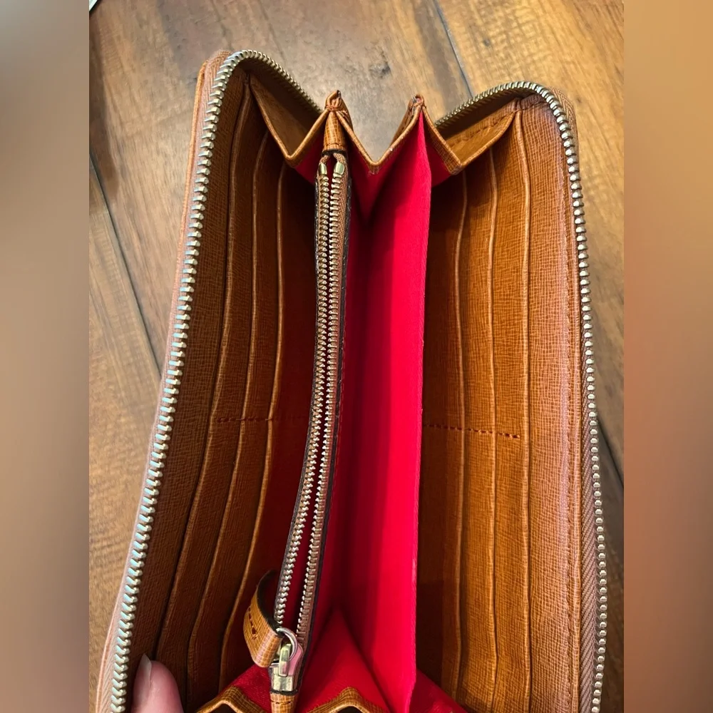 Dooney & Bourke | Saffiano Large Zip Wallet